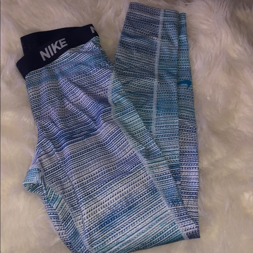 Nike leggings